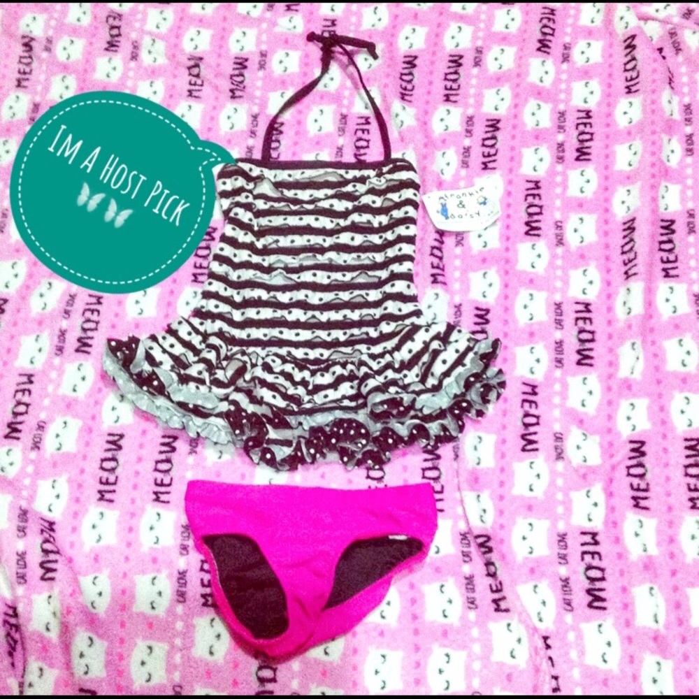 🎉HP🎉Frankie and Daisy Girls Bathing Suit!